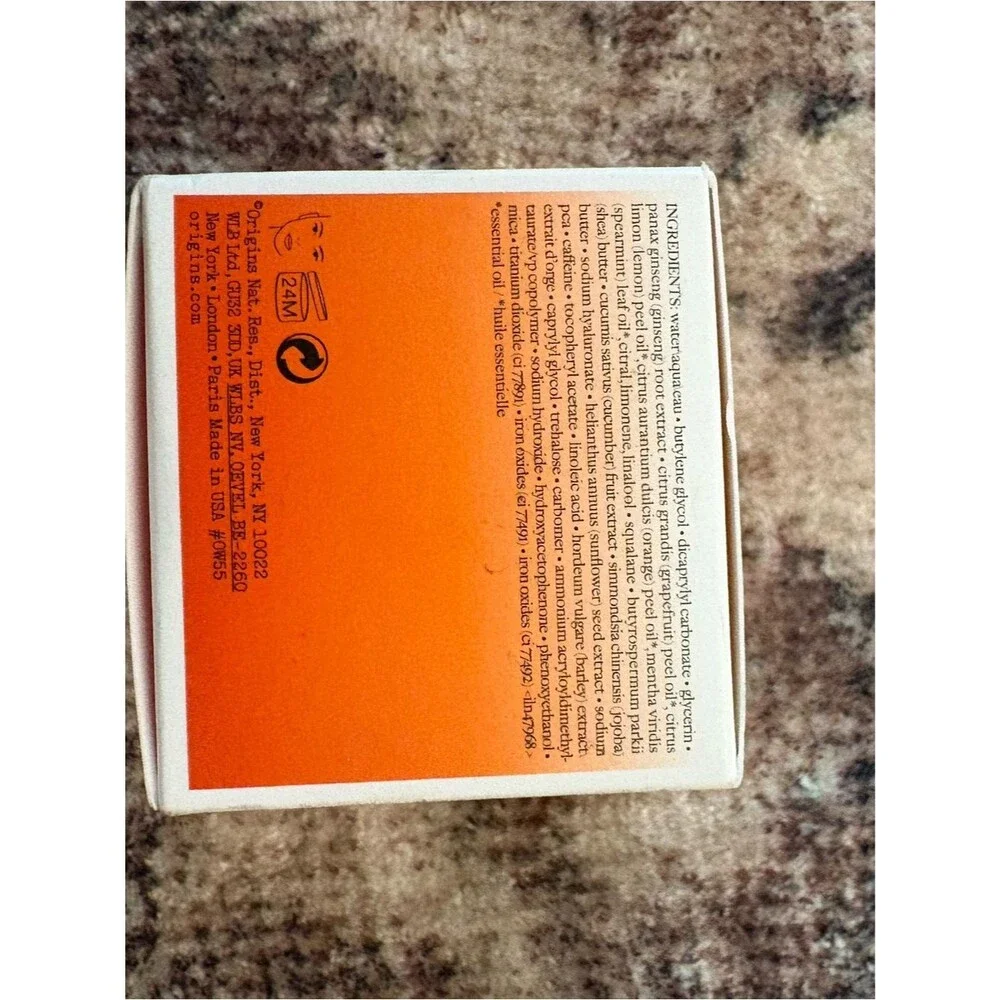 Origins GinZing Glow-Boosting Gel Moisturizer in White and Orange